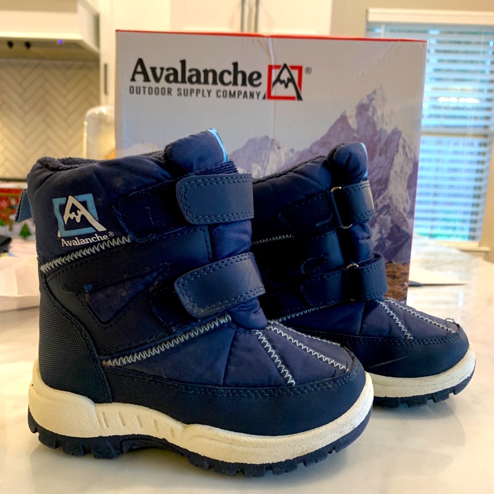 Toddler Snow Boots Size 8